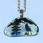 Howling wolf pendant by JoansGarden for Knitted Creatures