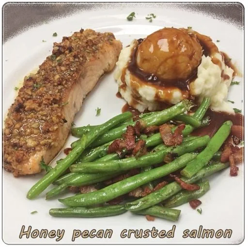 El Rodeo Steak House, Klamath Falls, honey pecan crusted salmon